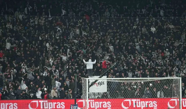 Beşiktaş Kazandı,Tribünlerden “Yönetim İstifa” Sesi Yükseldi