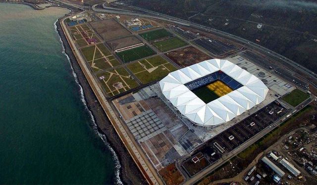 Akyazı’da Deprem Sonrası Kayma Sürüyor