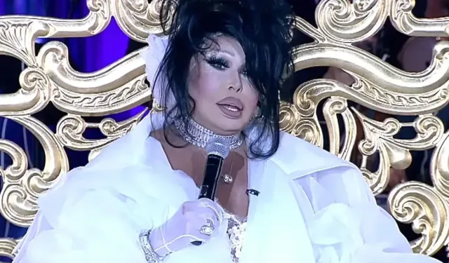 Bülent Ersoy İftar Şıklığıyla Dikkat Çekti