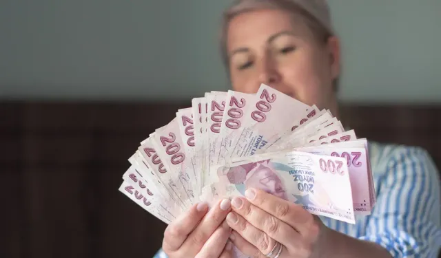 Emekli Maaşlarında Sistem Alarm Veriyor Revizyon Kapıda