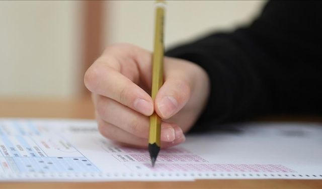 Gözde Liselerde İkili Puan Dönemi