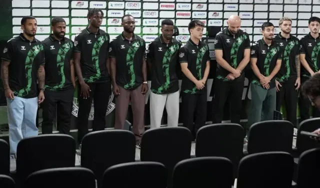 Sakaryaspor’dan Transferin Son Gününde 13 İmza