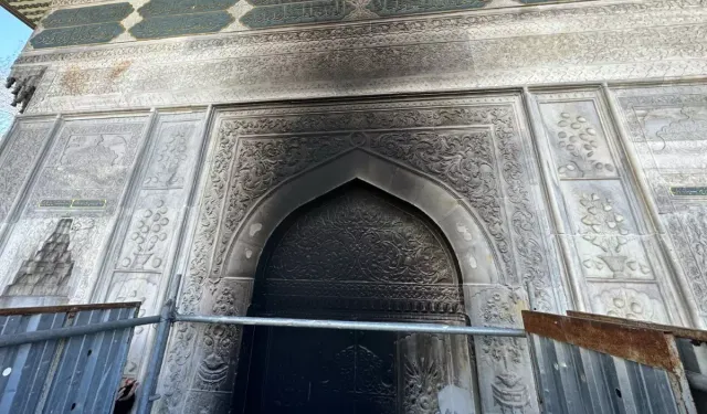 İstanbul’da Tophane Çeşmesi Ateşe Verildi