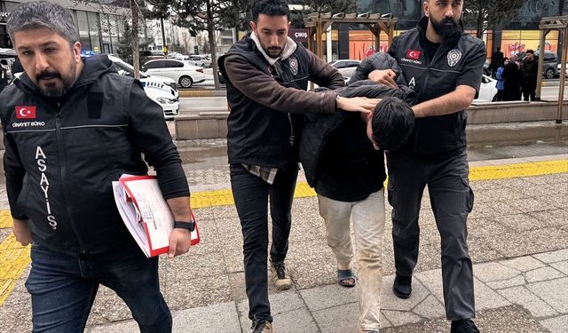 Aksaray’da Bıçaklı Saldırı Anne ve Oğlu Tutuklandı