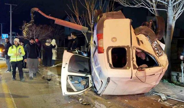 Aksaray’da Araç Takla Attı 2 Ağır Yaralı