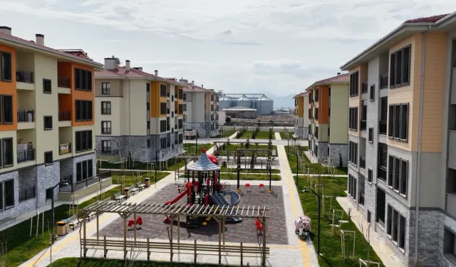 Konya’da Sosyal Konut Sahipleri Bayramı Evlerinde Karşılıyor