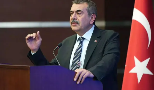 Tekin'in 18 Mart Mesajı Tartışma Yarattı