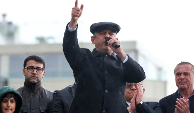 Özgür Özel Hakkında Hakaret İddiasıyla Soruşturma