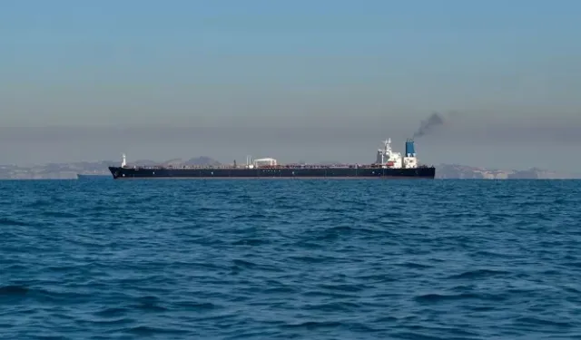 Hürmüz Boğazı’nda Füze Saldırısı Gerilimi Artırdı