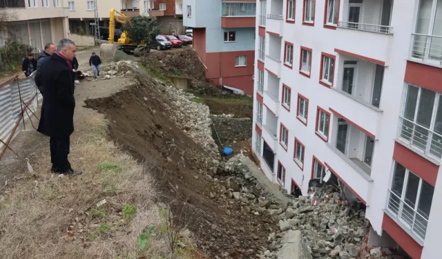 Yomra’da Heyelan ve Duvar Çökmesi