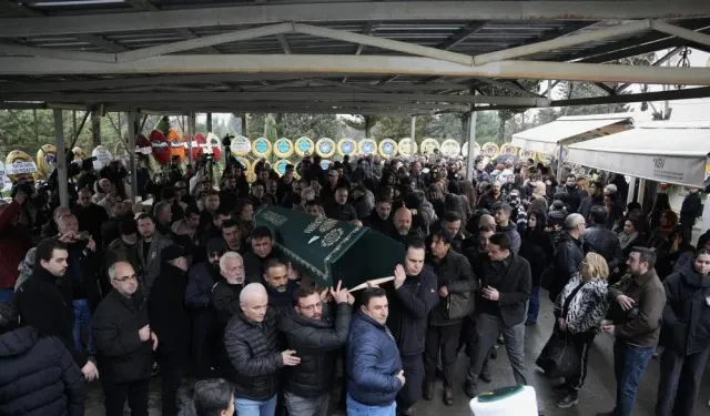 Erol Köse Son Yolculuğuna Uğurlandı Tartışmalar Sürüyor