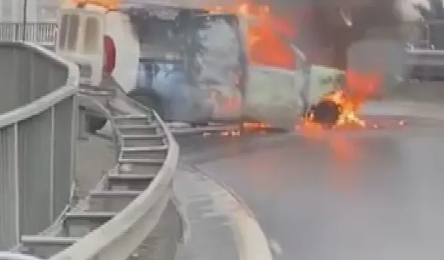 Esenyurt TEM’de Araç Yangını Trafiği Kilitledi