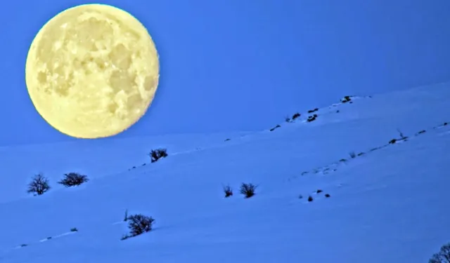 Bitlis’te Dağların Ardından Yükselen Dolunay Büyüledi