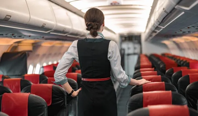 Havayolundan Hosteslere Kilo Cezası Kararı