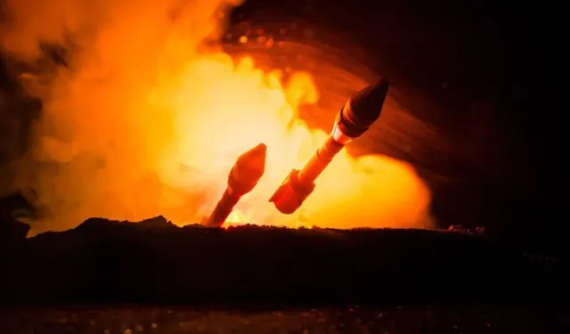 İran Füzesi Avrupa Başkentlerini Menziline Aldı