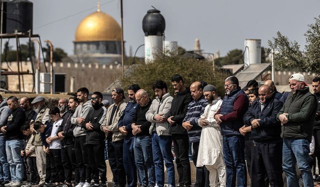 İsrail Ramazanın Son Cumasında Aksa’ya Girişi Engelledi