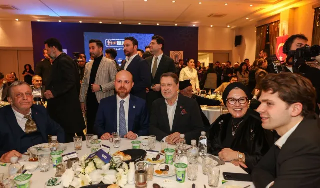 Darülaceze’de Ünlü İsimler İftar Sofrasında Buluştu