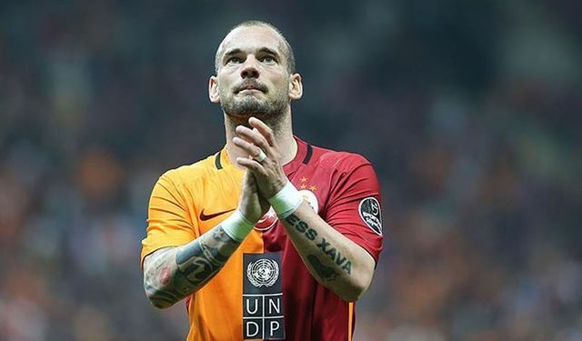 Sneijder'den Liverpool'a Sert Konate Yanıtı