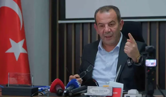 Tanju Özcan Görevden Uzaklaştırıldı