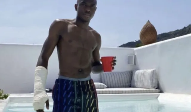 Osimhen’in Havuz Fotoğrafı Tartışma Yarattı