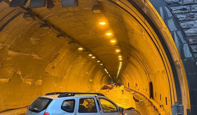 Karabük’te Tünel Girişinde Kaza 7 Yaralı
