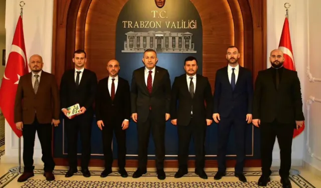 Ülkü Ocaklarından Vali Şahine Ziyaret