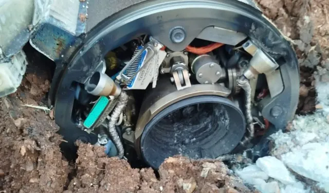 Türkiye Hava Sahasında Vurulan Füzenin Parçası Bulundu