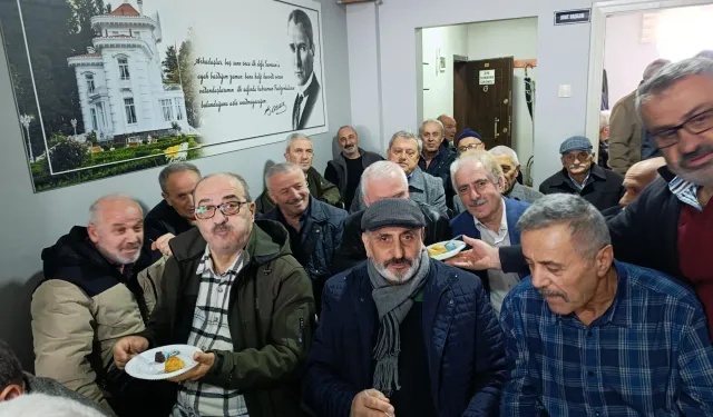 Trabzon’da Polis Emeklileri Bayramlaşmada Buluştu