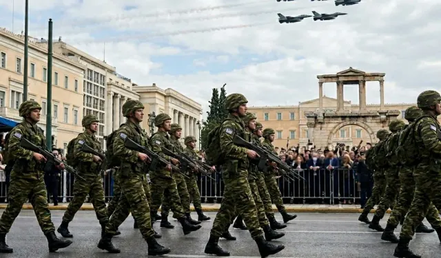 Yunanistan’dan 5 Milyar Euroluk Savunma Hamlesi