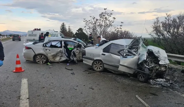 Eskişehir’de Trafik Kazasında 4 Kişi Hayatını Kaybetti