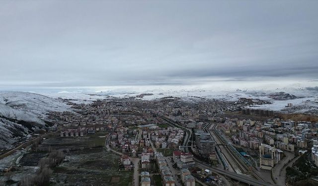Trabzon Ve Bayburt’ta Kar Yağışı Etkili Oldu