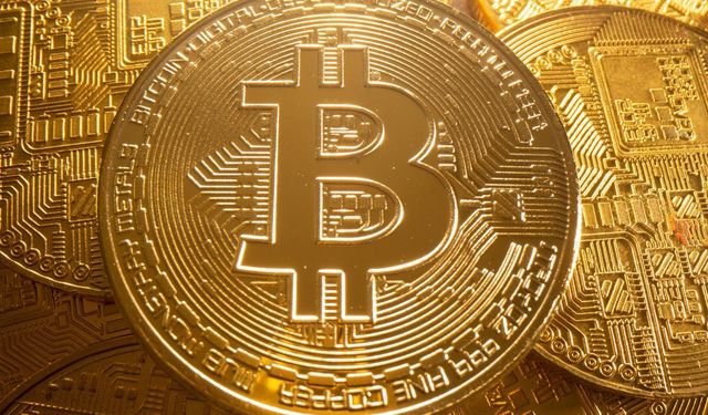 Bitcoin İçin Kritik Sinyal: Kısa Sıkışması