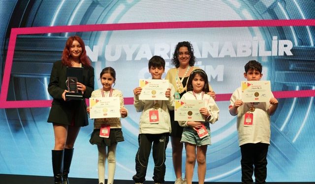 Antalya’da Design For Change Yarışması Düzenlendi