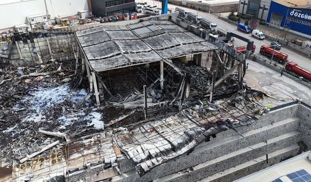 Sincan’daki Fabrika Yangını Kontrol Altına Alındı