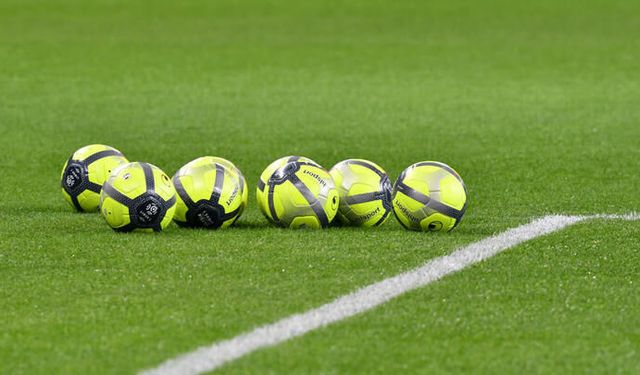 Pakistan’da El Emeği Futbol Topu Üretimi Gündem Oldu