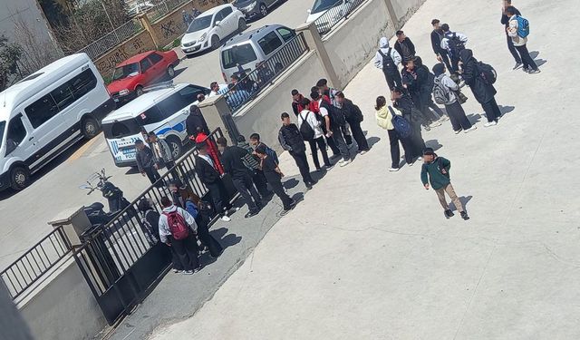 Gaziantep’te Lisede Silahlı Panik Yaşandı