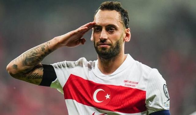 Hakan Çalhanoğlu'ndan Duygulandıran Milli Takım Konuşması