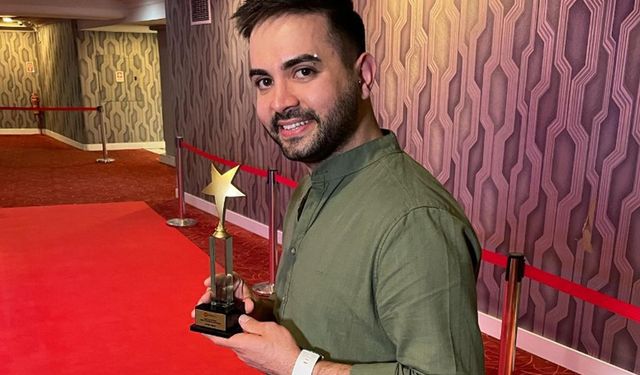 Kadir Ezildi’den Babasına Sert Rest