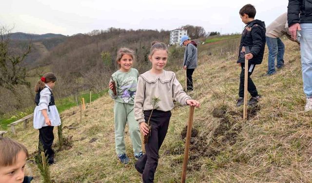 Akçaabat’ta Öğrencilerden Hatıra Ormanı Projesi