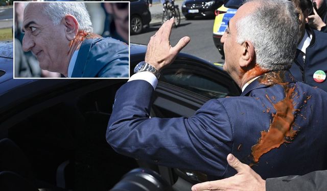 Berlin’de Rıza Pehlevi’ye Protesto Müdahalesi