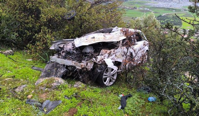 Nurdağı’nda Feci Kaza Sürücü Hayatını Kaybetti