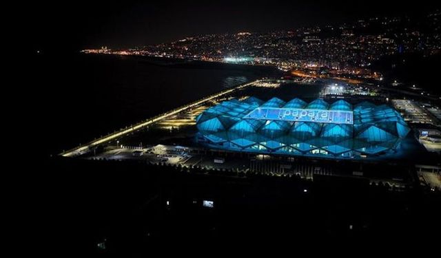 Papara Park Mavi Işıklarla Çocuklar İçin Aydınlandı