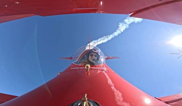 Semin Öztürk Şener’den Dünya Pilotlar Günü Gösterisi