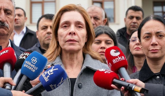 Bozbey Ailesinden Adliye Önünde Açıklama