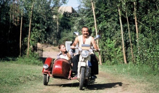 Vizontele Filmi Konusu Oyuncuları Ve Çekim Bilgileri