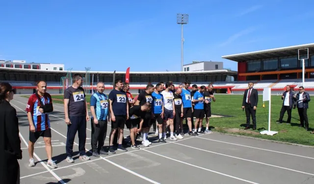 Trabzon PTT Sporcuları Yürüyüşte Zirvede