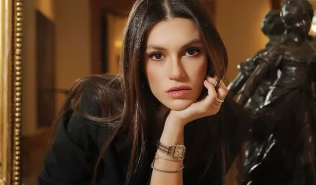 Yüsra Geyik Öpüşme Sahnelerini Anlattı