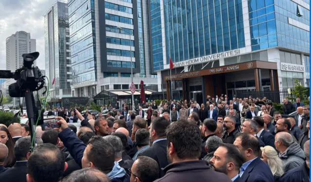 CHP Genel Merkezi Önünde Polis Hareketliliği