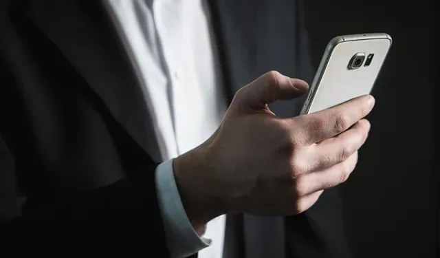 Akıllı Telefon Ve Tabletlere Yeni Zam Sinyali
