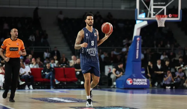 Anadolu Efes Türk Telekom'u Geçip Yarı Finale Yükseldi
